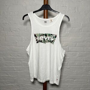Levi’s logo tank top tropical print